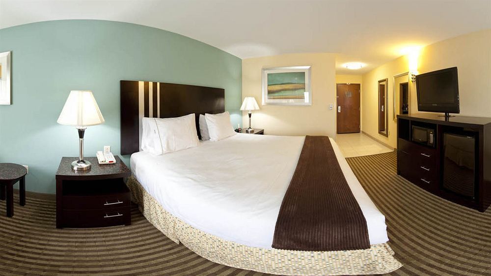 Holiday Inn Express Hotel & Suites Carthage, An Ihg Hotel Dış mekan fotoğraf